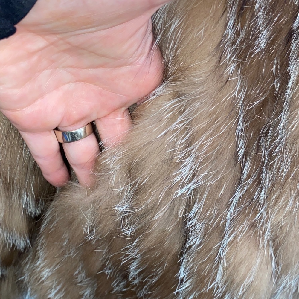 Saga Fox Furs Luxurious Brown and Tan‎ Fur Coat ‼️Rare‼️ - Picture 7 of 16